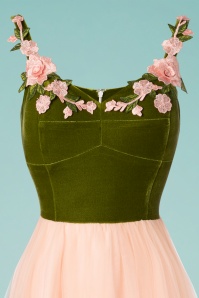 Collectif Clothing - 50s Josie Occasion Swing Dress in Pink and Green 3