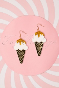 Collectif Clothing - 50s Sonny Ice Cream Earrings in White and Gold