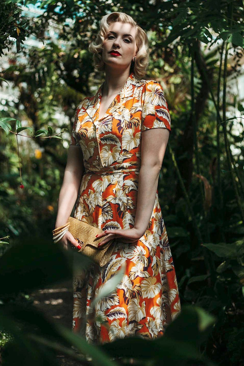 40s Hibiscus Flowers Revers Dress in Montana Dust
