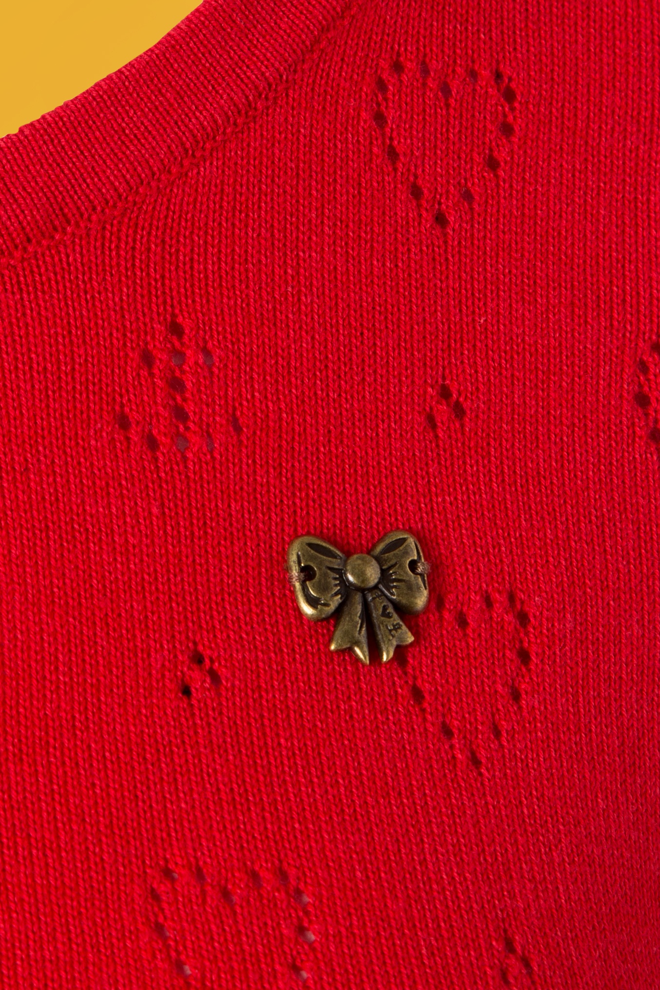 Blutsgeschwister - Wonderwaist Hope Heart Cardigan in Lipstick Red 3