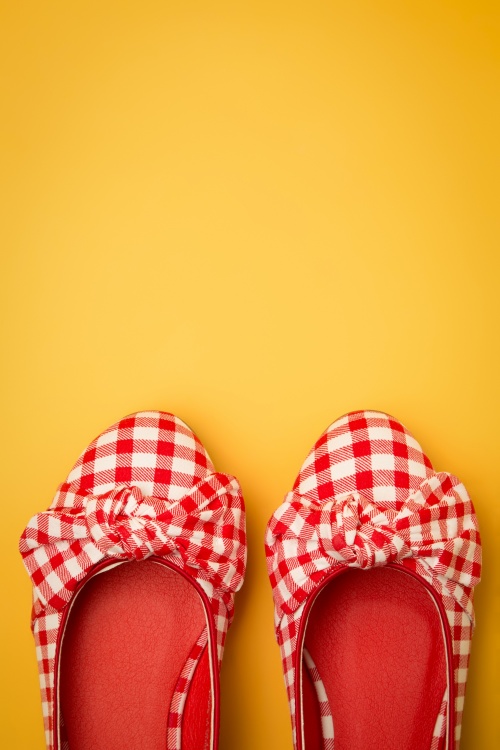 Lulu Hun - 50s Naomi Gingham Flats in Red and White 2