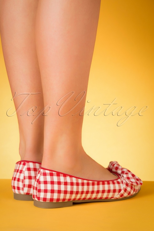 Lulu Hun - 50s Naomi Gingham Flats in Red and White 5