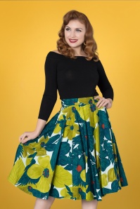 Timeless - 50s Danni Swing Skirt in Green Floral 2