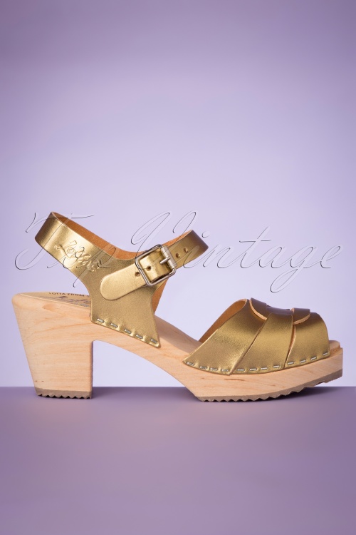 Lotta from Stockholm - 60s Loretta Leather Clogs in Gold 4