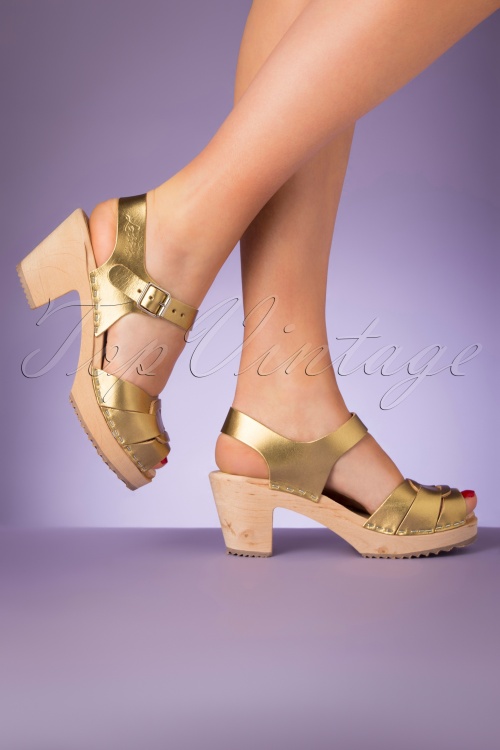 Lotta from Stockholm - 60s Loretta Leather Clogs in Gold 3