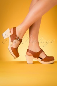 Lotta from Stockholm - 60s Highwood T-Strap Leather Clogs in Tan 4
