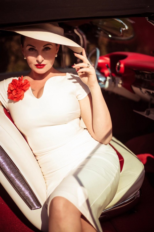 Vintage Diva  - The Grace Pencil Dress in Ivory 2