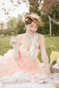 Collectif Clothing - Hillary Blossom Flower Swing-Kleid für besondere Anlässe in Rosa