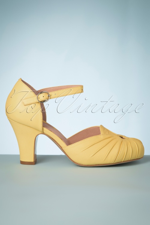 Miss L-Fire - 40s Amber Mary Jane Pumps in Pastel Yellow 4