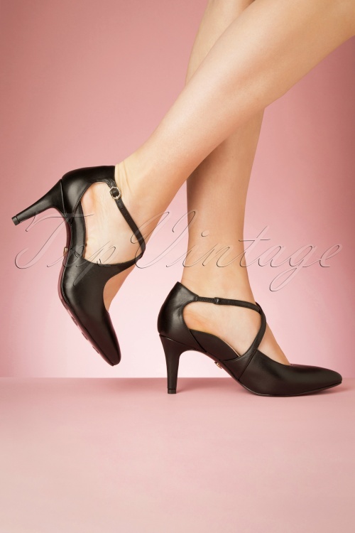 Tamaris - 50s Pointy Leather T-Strap Pumps in Black 2