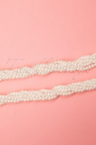 Collectif Clothing - Mona Twisted Pearl Necklace Années 30 en Ivoire 3