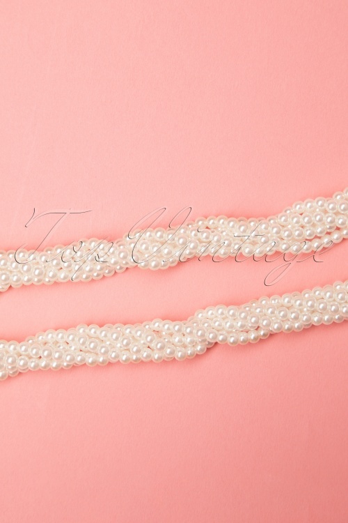 Collectif Clothing - 30s Mona Twisted Pearl Necklace in Ivory  3