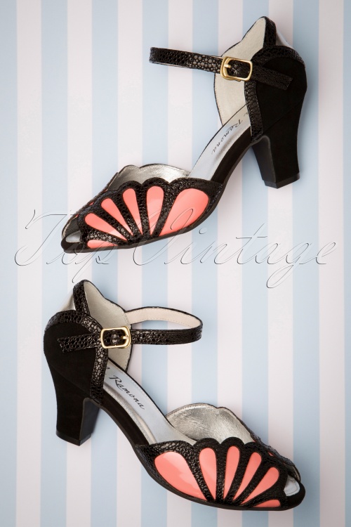 Lola Ramona - 20s Ava Affection Sandals in Black and Pink