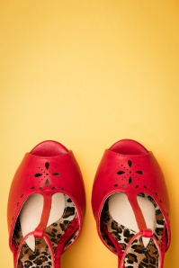 Bettie Page Shoes - 50s Willie Peeptoe Pumps in Red