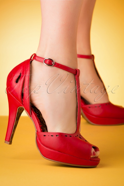 Bettie Page Shoes - 50s Willie Peeptoe Pumps in Red 2