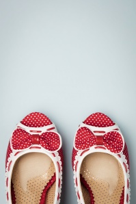 Bettie Page Shoes - Amelie peeptoe pumps in rood