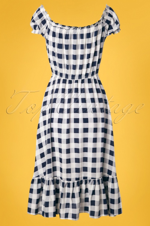 Collectif Clothing - Serrina Gingham Swing Dress Années 70 en Bleu Marine et Blanc 4