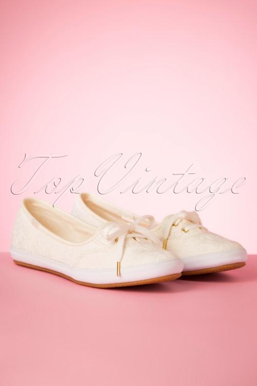 Keds - 50s Teacup Eyelet Ballerina Sneakers in Off White 2