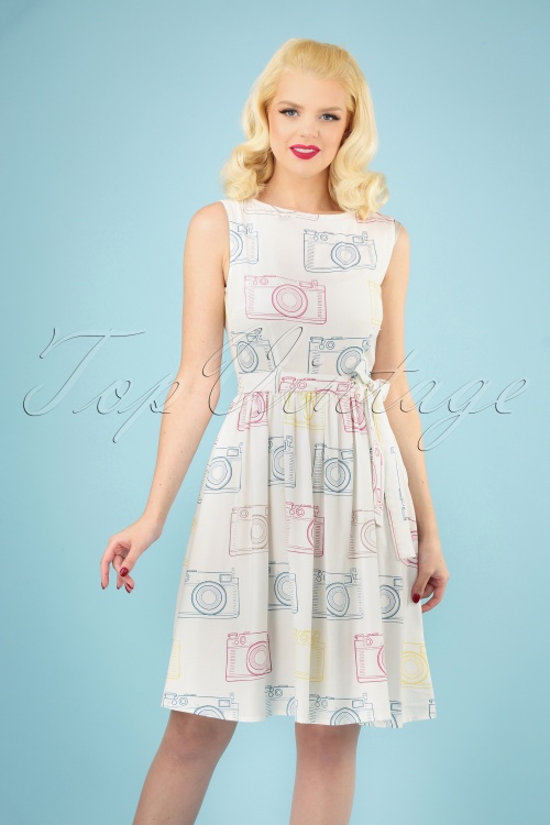 Circus - 60s Photo Swing Dress in Ivory
