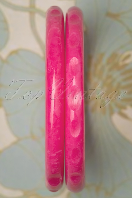 Splendette - TopVintage Exclusive ~Candy Narrow Carved Bangles Set Années 50 en Rose 3