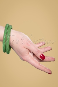 Splendette - TopVintage Exclusive ~ 50s Sage Narrow Carved Bangles Set in Green 2