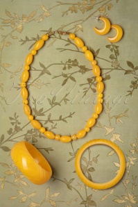 Splendette - TopVintage Exclusive ~ Lemon Carved Beaded Necklace Années 50 en Jaune 4