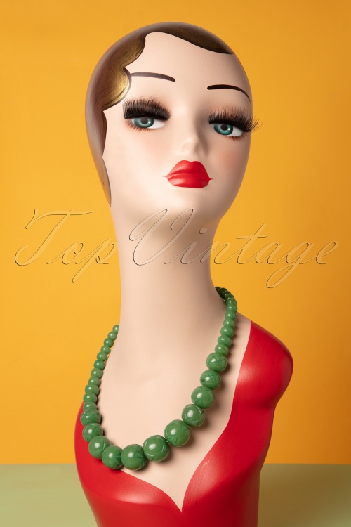 Splendette - TopVintage Exclusive ~ 50s Sage Carved Beaded Necklace in Green