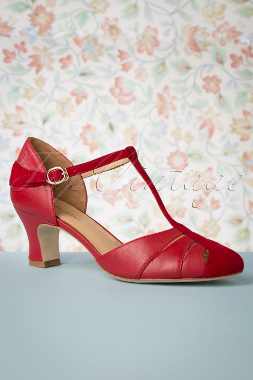 Charlie Stone - Toscana Pumps mit T-Strap in Rot 2