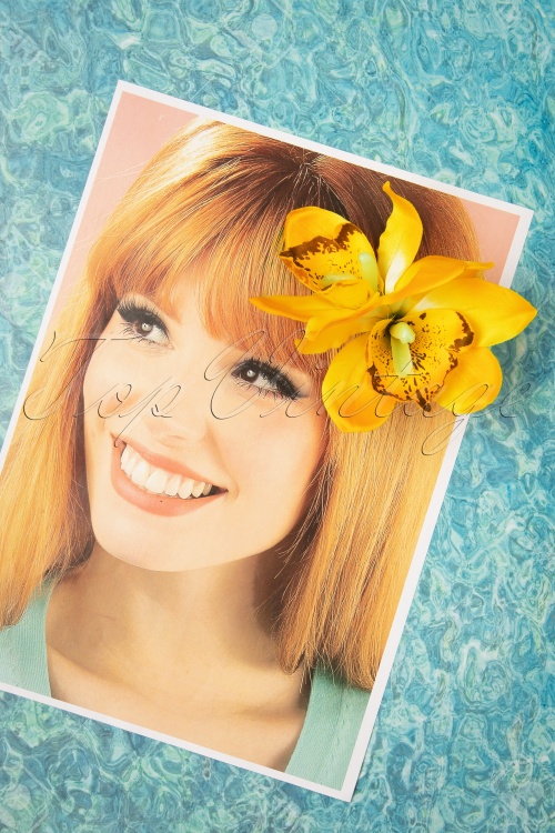 Lady Luck's Boutique - 50s Double Orchid Pretty Hair Clip in Yellow 2