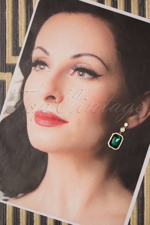 Vixen - 50s Rectangular Sparkly Drop Earrings in Gold and Green 2