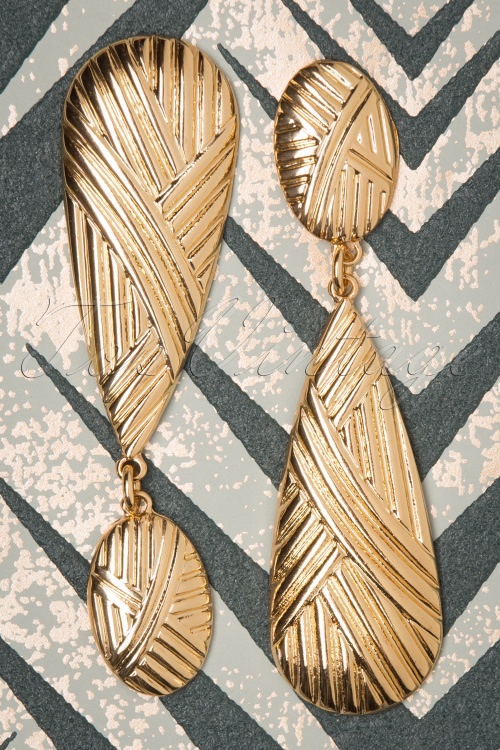 Vixen - 50s Cherise Teardrop Earrings in Gold