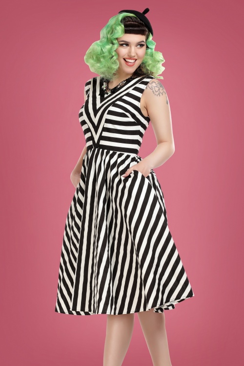 Collectif Clothing - 50s Joanie Striped Swing Dress in Black and White 2