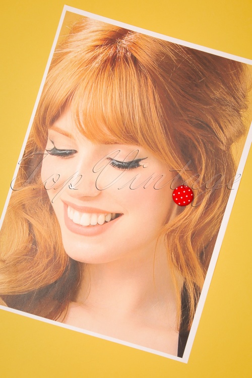 Collectif Clothing - Lois Polkadot Earstuds Années 50 en Rouge 2