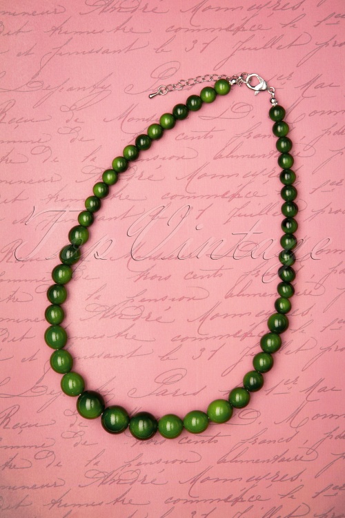 Collectif Clothing - 50s Natalie Bead Necklace Set in Green 2