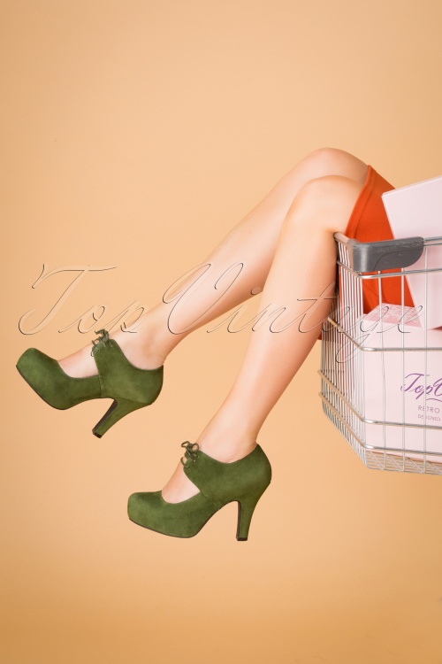 Lola Ramona ♥ Topvintage - 50s Angie On A Platform Suede Pumps in Grass Green 2