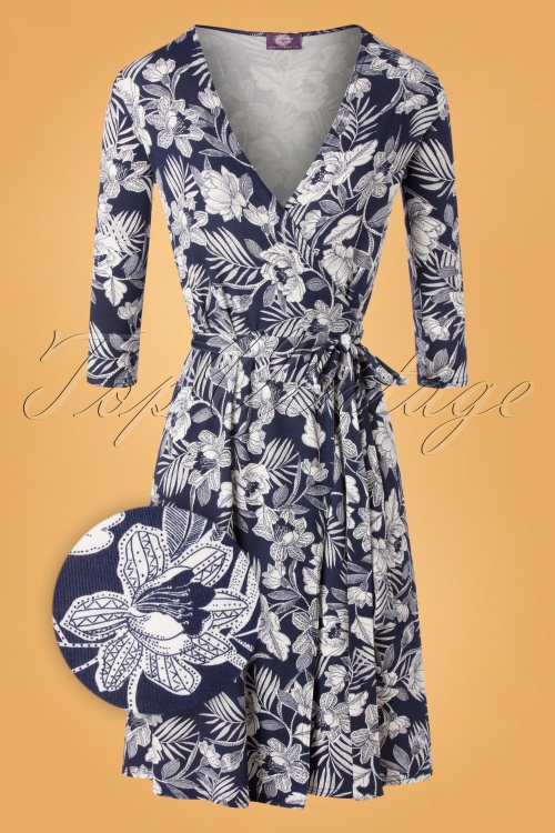 Topvintage Boutique Collection - Whitney Floral Wrap Dress Années 50 en Bleu Foncé 2