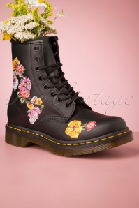 Dr. Martens - 1460 Vonda Softie T Ankle Boots in Black 3