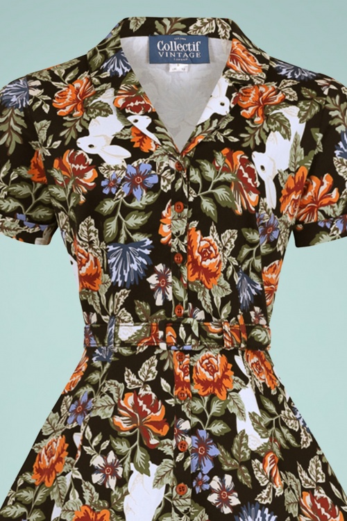 Collectif Clothing - Caterina Forest Floral Swing Dress Années 40 en Noir 3