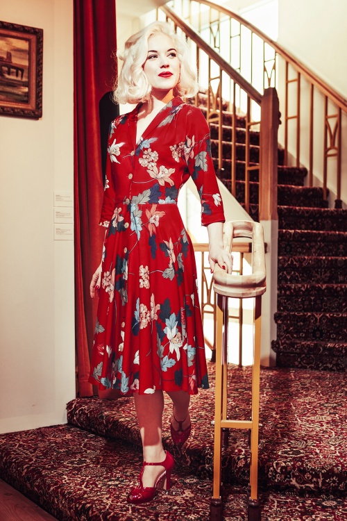 Very Cherry - D'Laine Anastasia Dress Années 50 en Rouge Fleuri
