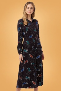 Timeless - 50s Taliyah Floral Swing Dress in Navy and Green