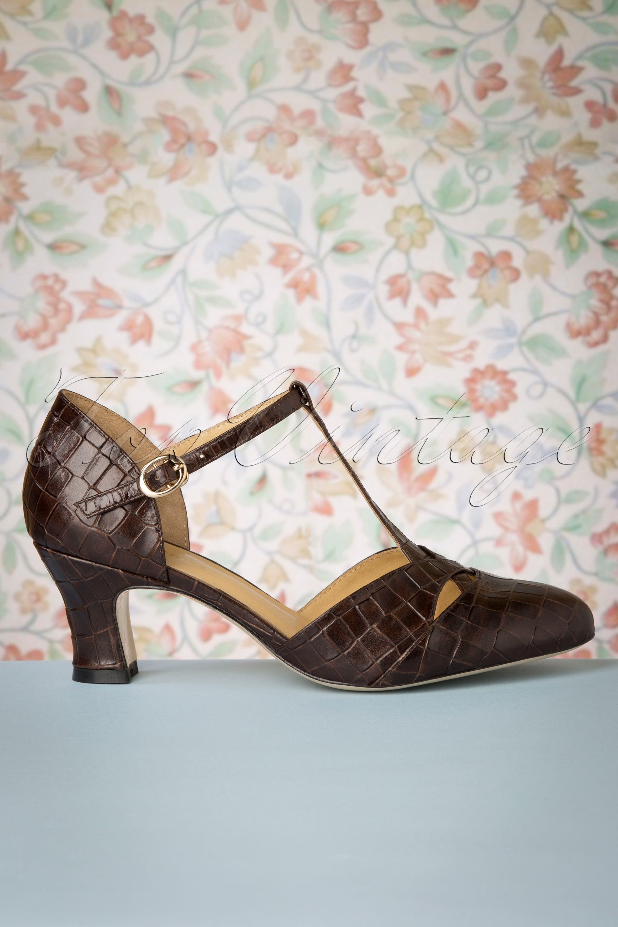 Charlie Stone - Roma T-Strap-pompen in espresso 3