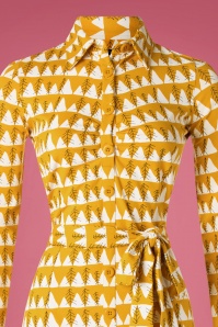 Tante Betsy - 60s Winter Peaks Button Down Dress in Mustard 2