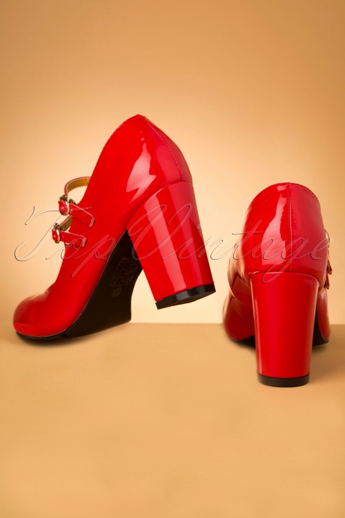 Banned♥Topvintage - 60s Golden Years Lacquer Pumps in Lipstick Red 4