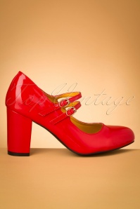 Banned♥Topvintage - 60s Golden Years Lacquer Pumps in Lipstick Red 2