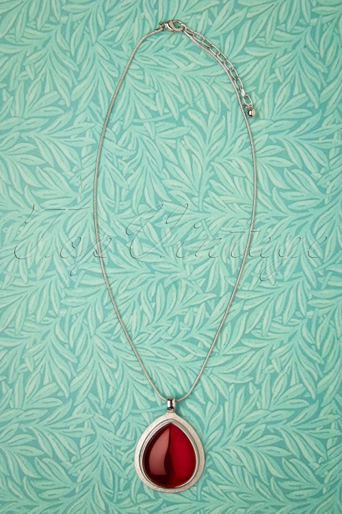 Darling Divine - 50s Red Rock Necklace in Silver 2
