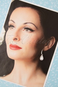 Darling Divine - 50s All About The Pearl Drop Earrings in Silver 2