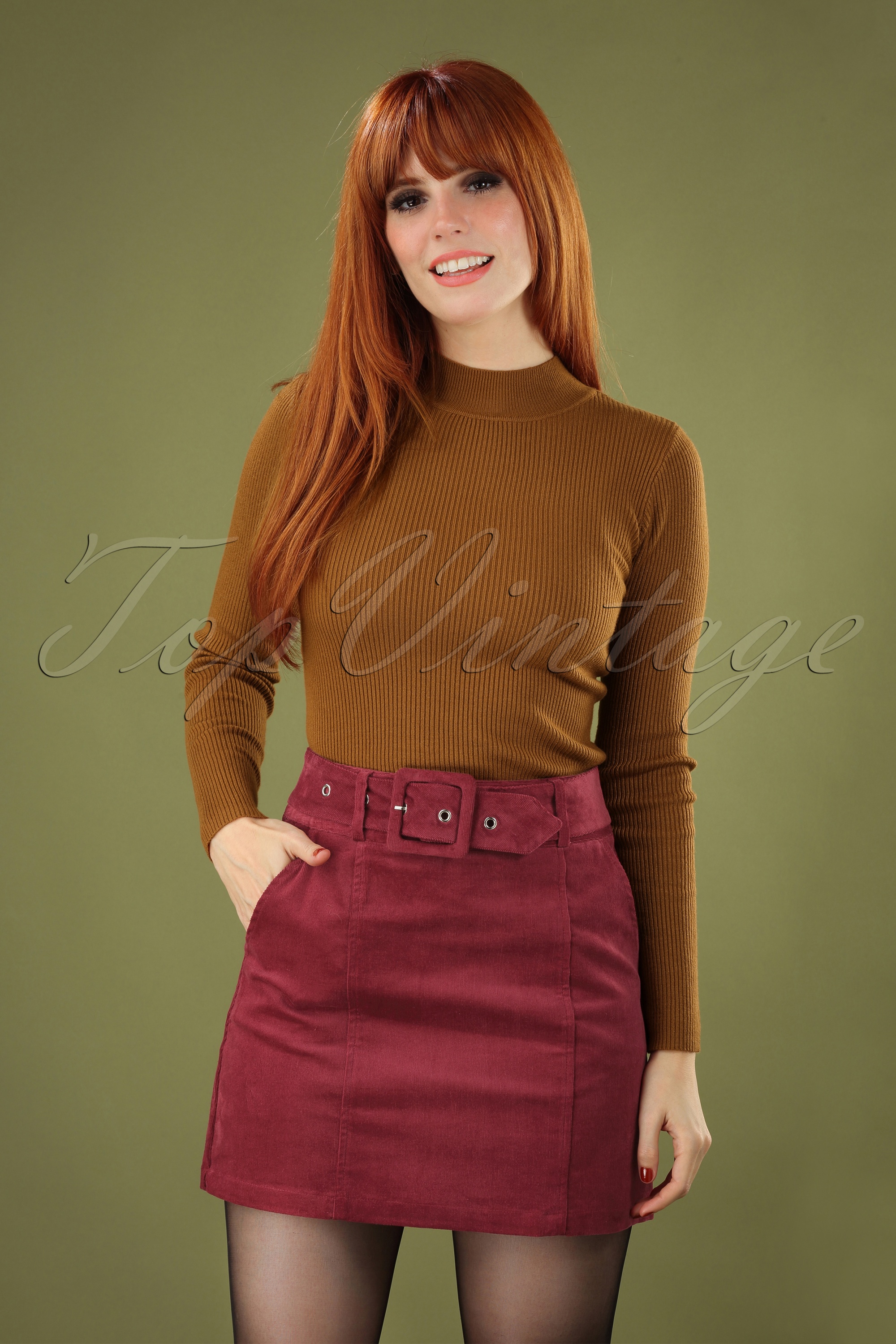 Louche 60s Amir Cord Mini Skirt in Burgundy Shop at Topvintage