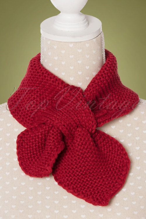 Banned Retro -  50s Fru Fru Knitted Scarf in Red