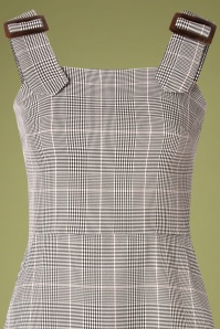 Mademoiselle YéYé - 60s Pic Nic Pinafore Tartan Dress in Black and White 4