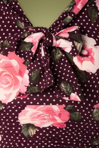 Retrolicious - TopVintage exclusive ~ 50s Debra Pin Dot Floral Swing Dress in Burgundy 3